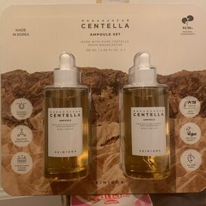 Centella Ampoule
Signature Soothing Ampoule 4.05oz/120ml x 2=240ml/8.1oz sealed